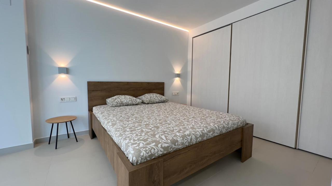 2Bedroom Beach Front Unit Wave Collection Фуэнхирола Экстерьер фото