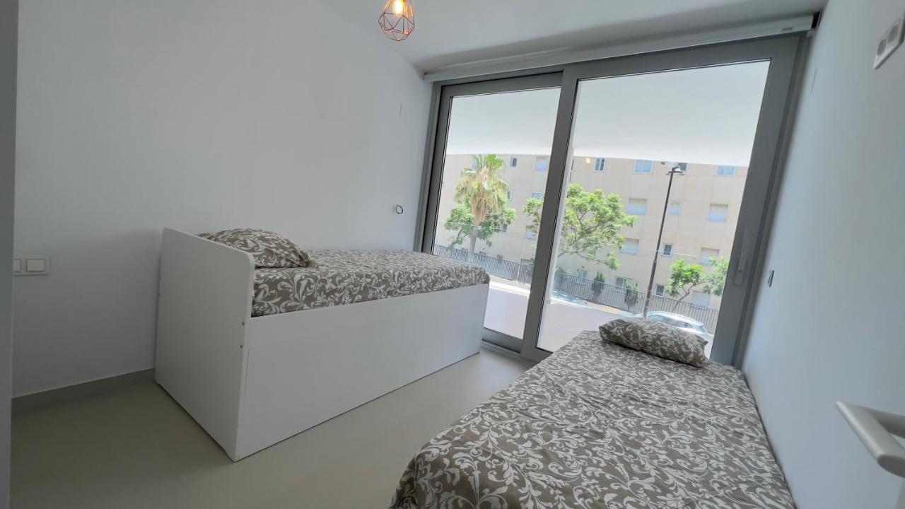 2Bedroom Beach Front Unit Wave Collection Фуэнхирола Экстерьер фото