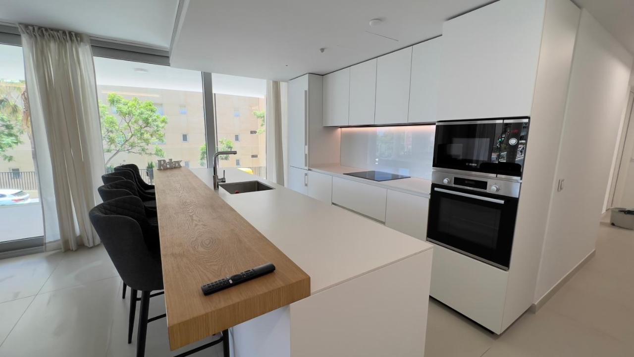 2Bedroom Beach Front Unit Wave Collection Фуэнхирола Экстерьер фото